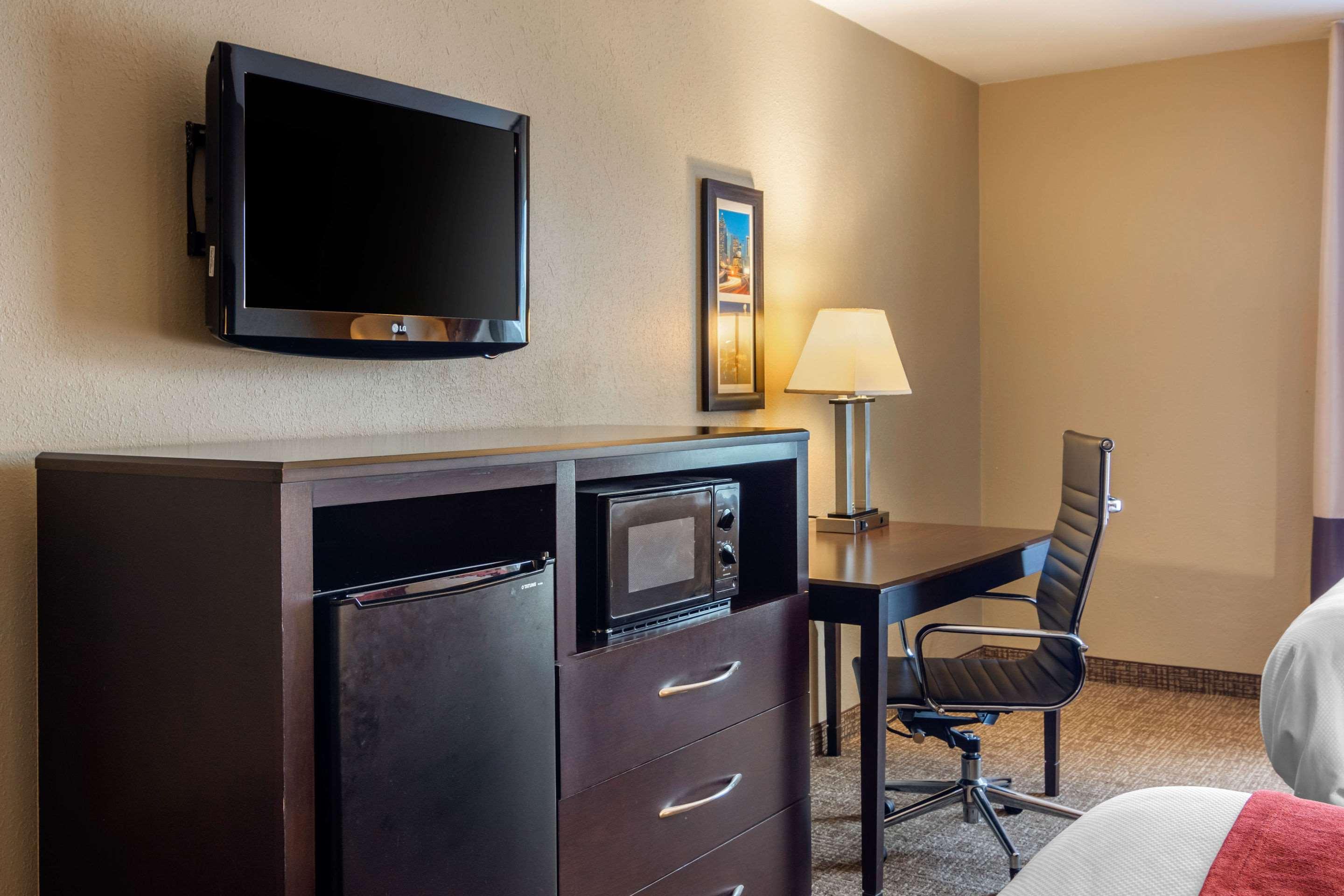 Comfort Inn & Suites Perry National Fairgrounds Area Exterior foto