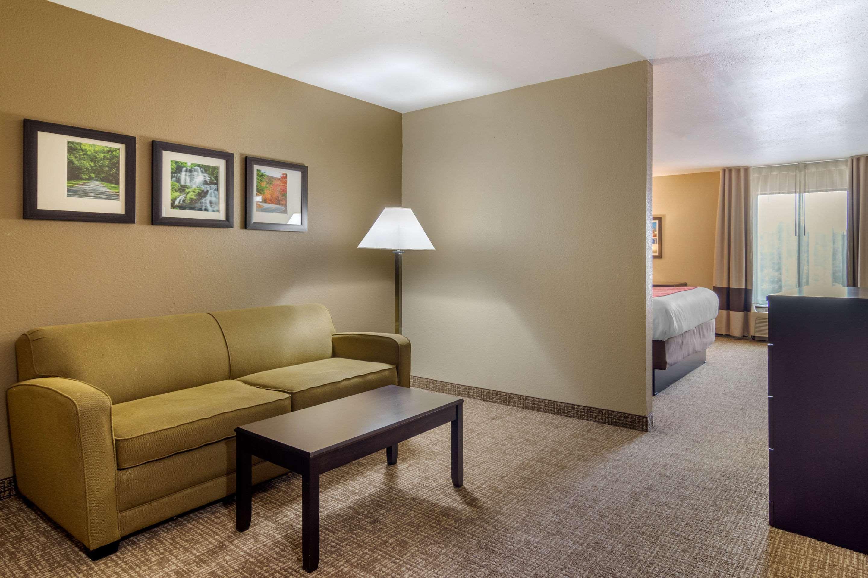 Comfort Inn & Suites Perry National Fairgrounds Area Exterior foto